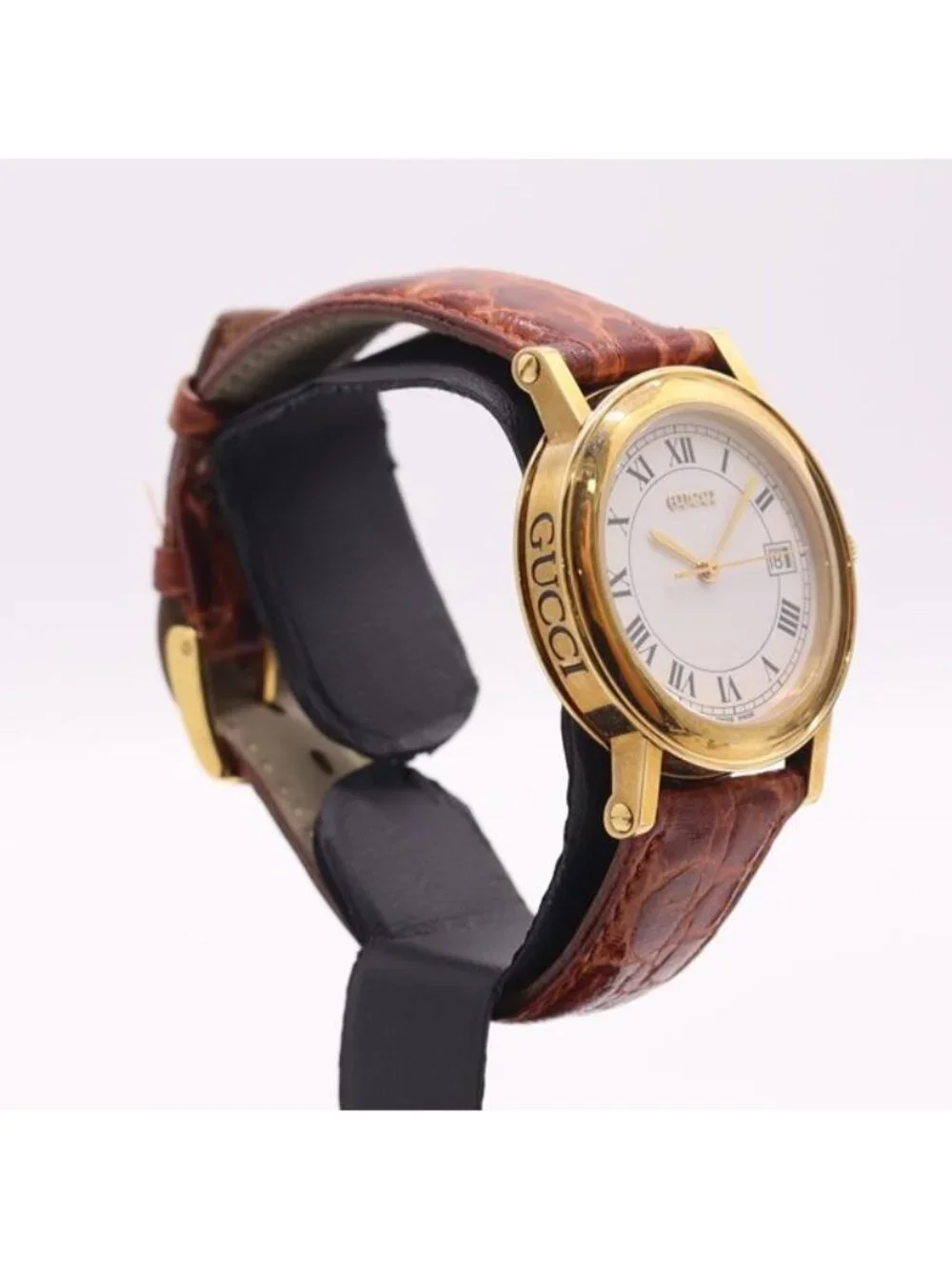 Gucci Quartz Date White Dial Watch